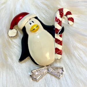 Holiday Penguin Brooch 🐧 ❄️